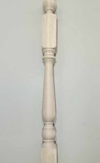 Столб пригласительный  "Лебедь" 1200*80*80 Ясень