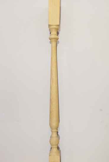 Балясина. Дизайн: Лебедь. Материал: Ясень. Размеры: 50*50*900