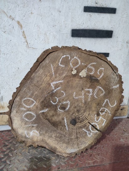 Спил СО69 Орех 470*430*100