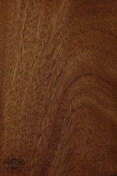 Шпон Махагон Пирамида 0,6 А