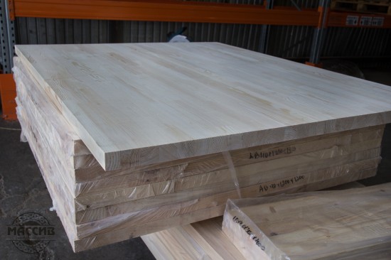 Площадка для лестницы. Сосна срощенная АА 40*1200*1500