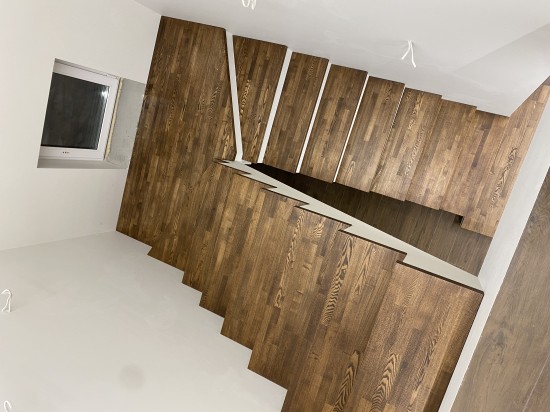 Лестница без ограждений