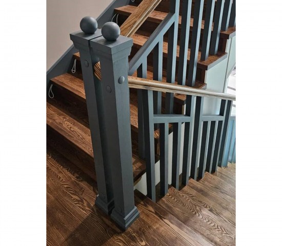 Лестница из Ясеня