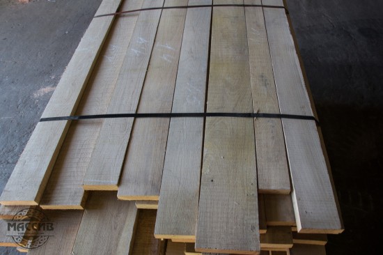 Доска столярная. Дуб. Длина 2-3,2 м, толщина 30 мм.