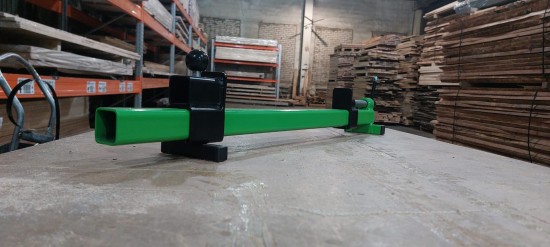 ВАЙМА 4Х СТОРОННЯЯ УСИЛЕННАЯ С ШИРИНОЙ ЗАЖИМА 900 мм - 960 мм ПОЛИМЕРНОЕ ПОКРЫТИЕ